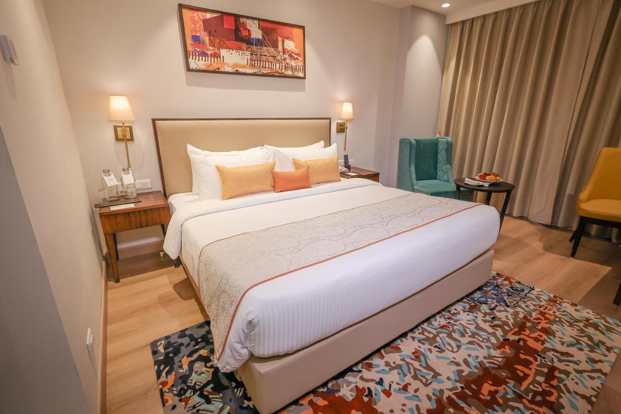 Regenta Dehradun By Royal Orchid Hotels Limited Ngoại thất bức ảnh