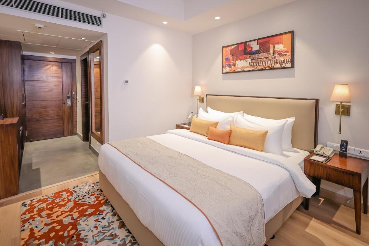 Regenta Dehradun By Royal Orchid Hotels Limited Ngoại thất bức ảnh