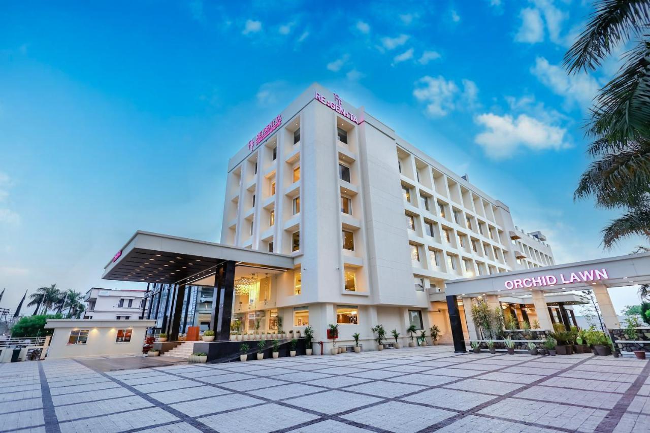 Regenta Dehradun By Royal Orchid Hotels Limited Ngoại thất bức ảnh